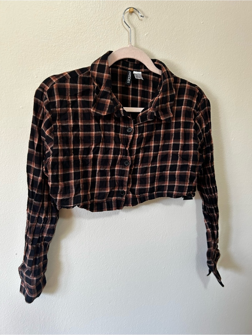 H&M Cropped Plaid Button-Down Shirt - Black and Brown